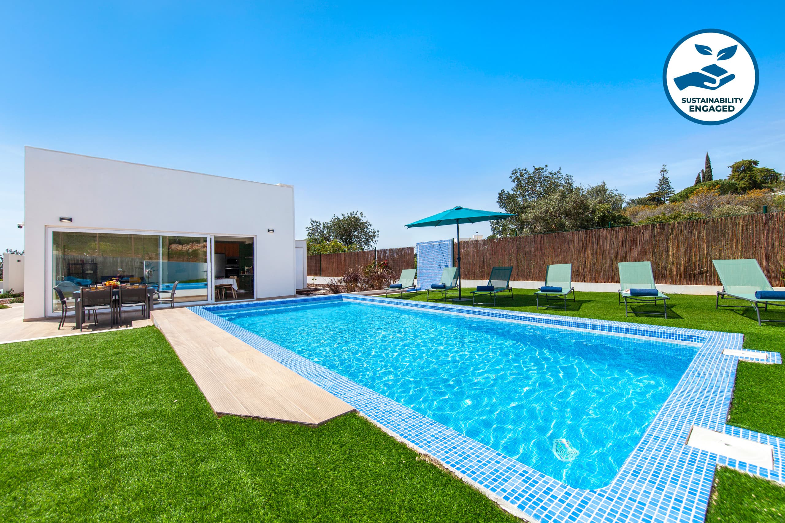 Peaceful villa w/ pool, BBQ & ping-pong table - SWIMMING_POOL