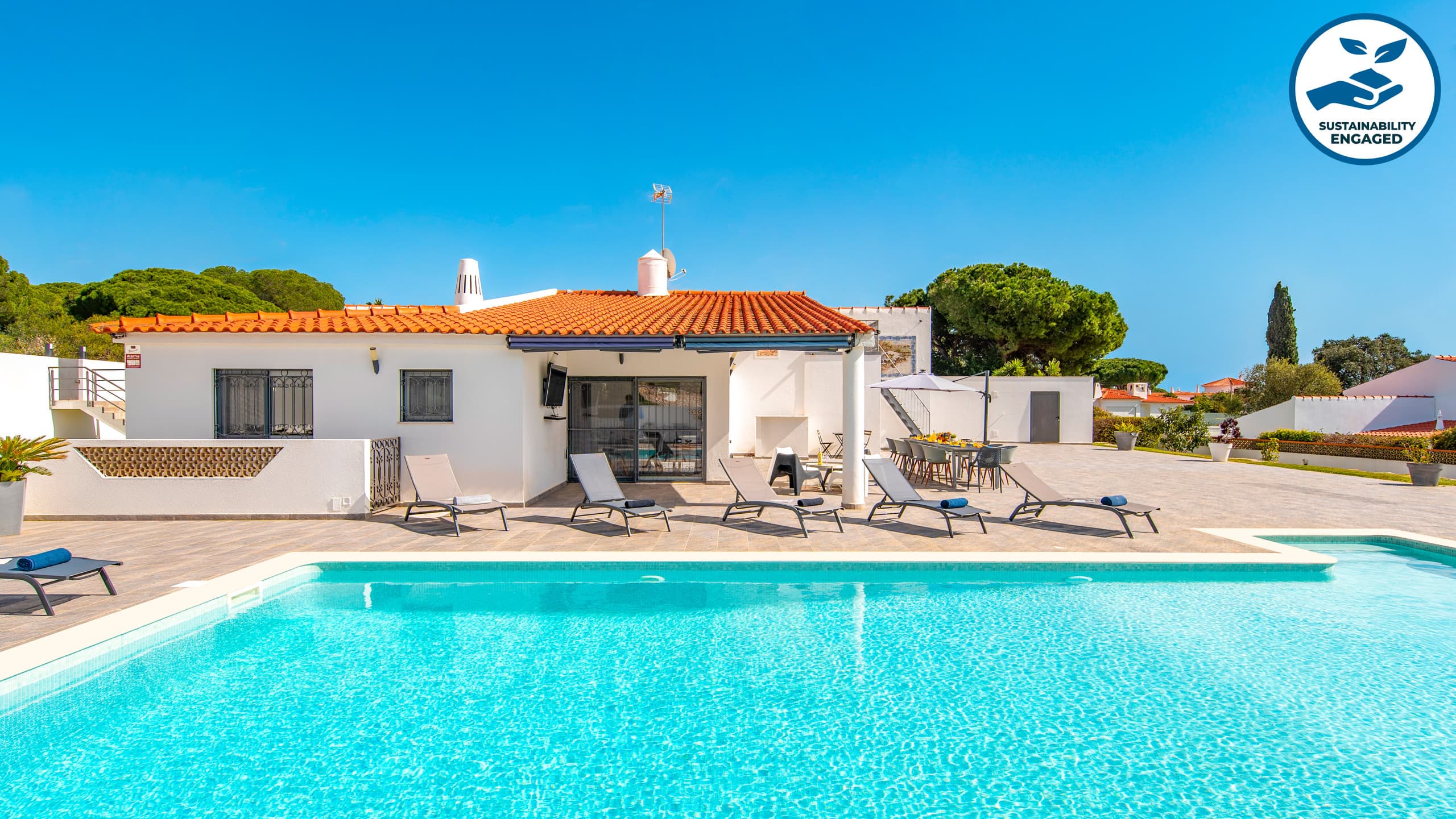 Sophisticated villa with heatable pool - SWIMMING_POOL